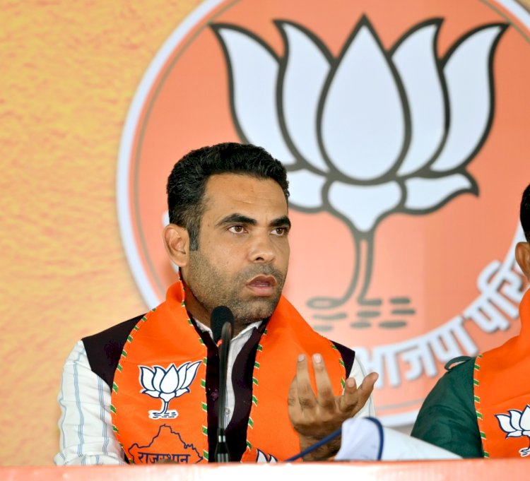 डोटासरा के बयान कांग्रेस की ओछी मानसिकता को दर्शाते हैं: लक्ष्मीकांत भारद्वाज