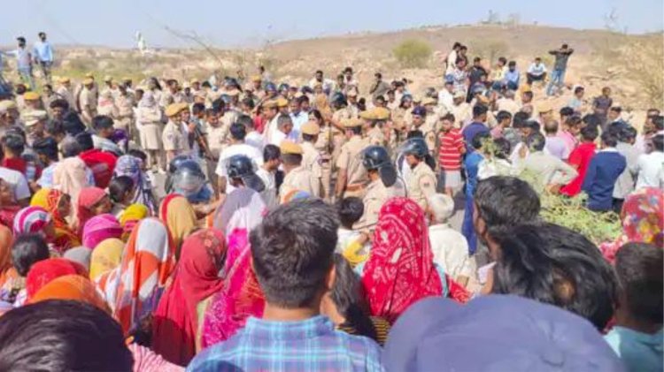 अतिक्रमण हटाने पहुंची वन विभाग की टीम: करीब 2 से 3 हजार मकान और बिजली कनेक्शन हैं; अफसर बोले कोर्ट का आदेश है