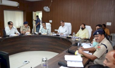 कोटा में सड़कों की मरम्मत और बजट घोषणाओं की समीक्षा