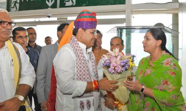 विदेश यात्रा से लौटे भजनलाल शर्मा