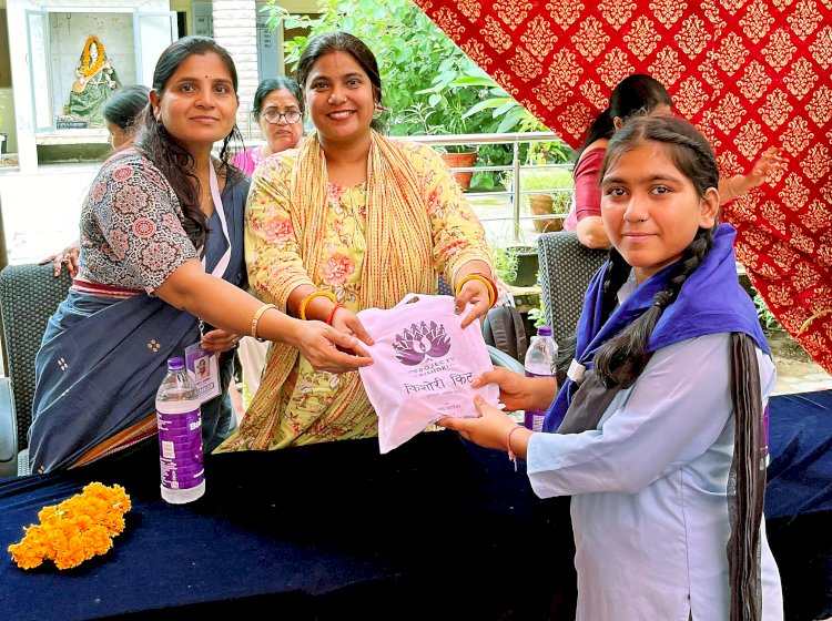 जयपुर के विद्यालयों में प्रजना फाउण्डेशन जगा रहा अलख