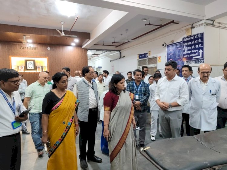 गायत्री राठौड़ ने किया भरतपुर के आरबीएम अस्पताल का निरीक्षण