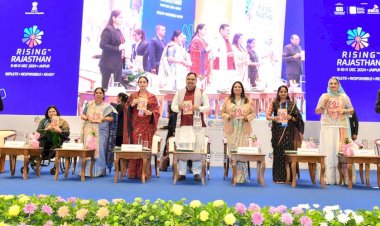 समिट में ‘हर स्टोरीः एडवांसिंग इन्क्लूजिव सोसायटीज’ सत्र का आयोजन