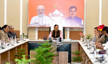 मुख्यमंत्री की जयपुर संभाग के विधायकों के साथ बैठक