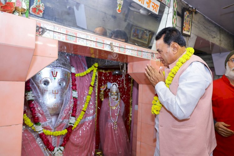 संसदीय कार्य मंत्री ने रातानाडा गणेश मंदिर में किए दर्शन