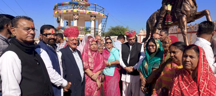 नीरज डांगी ने माण्डीगढ़ में पुस्तकालय स्थापना की घोषणा की