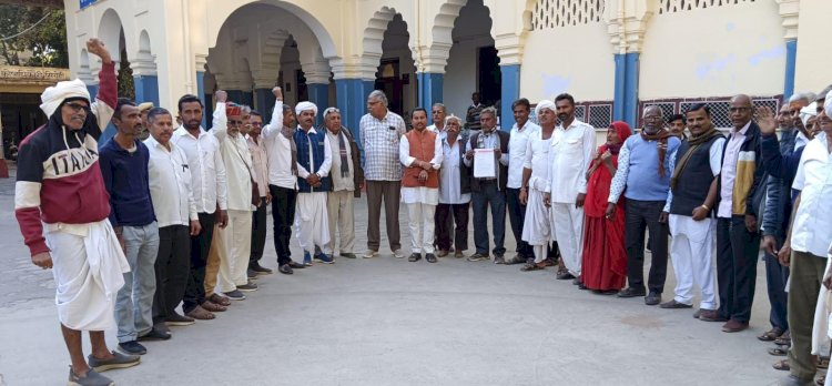 भारतीय किसान संघ ने CM के नाम जिला कलेक्टर को दिया ज्ञापन