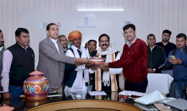 पारंपरिक दस्तकारों के उत्थान का नया अध्याय