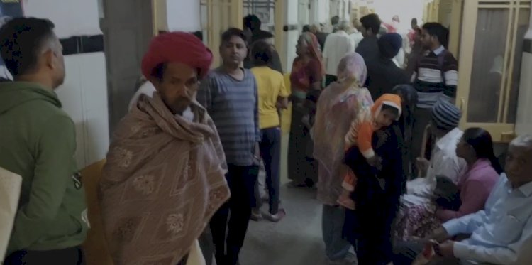 जालोर में चिकित्सकों ने किया कार्य बहिष्कार, मरीज परेशान
