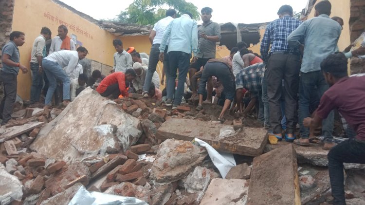झालावाड़ में स्कूल की बिल्डिंग गिरी, 7 बच्चों की मौत