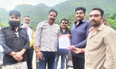 लोकतंत्र में सर कटवाने की नहीं सर गिनवाने की जरूरत है -  खीजूरी